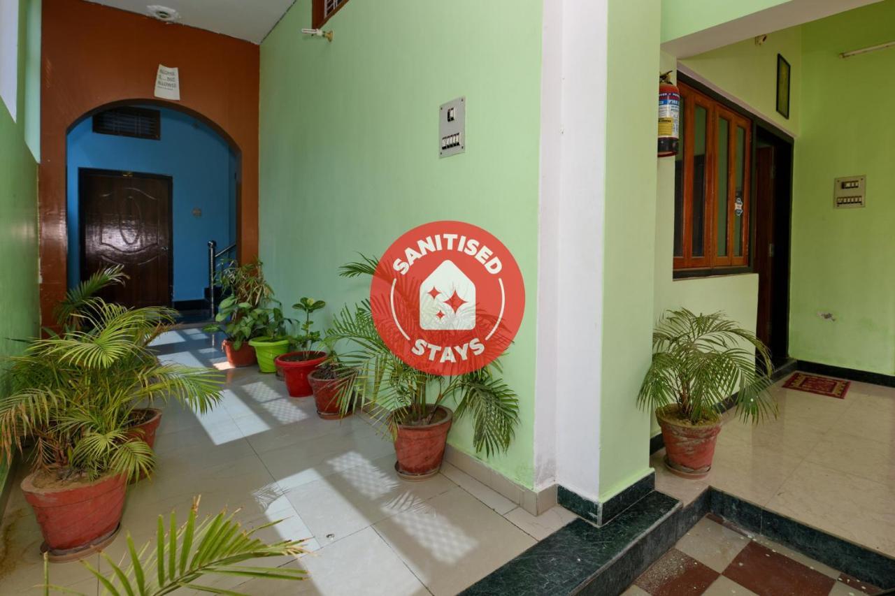 Oyo 4409 Hotel Chaitanya Inn Varanasi Exterior photo