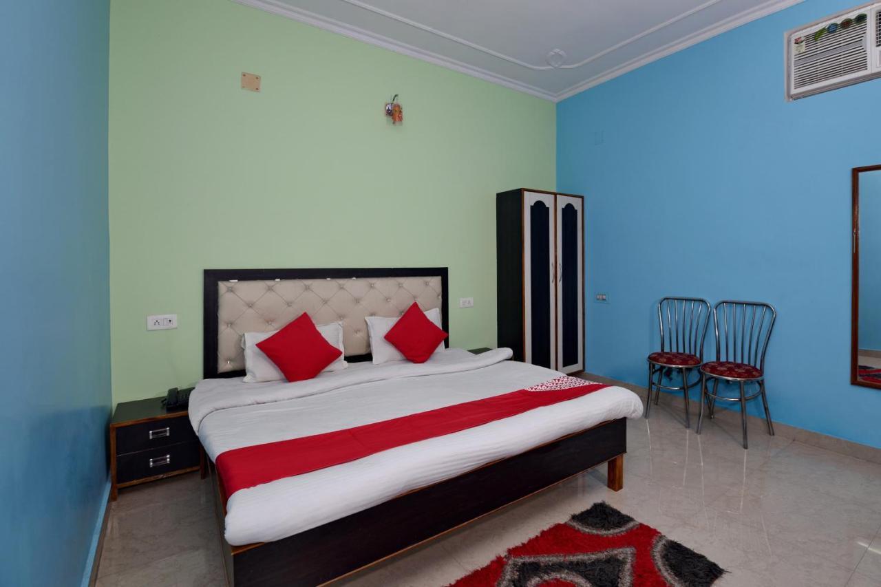 Oyo 4409 Hotel Chaitanya Inn Varanasi Exterior photo